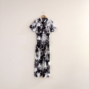 Banana republic black and white maxi dress